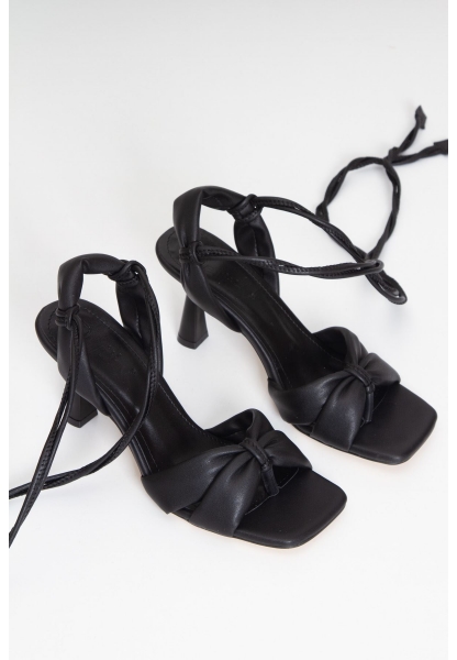 Saulden Heeled Shoes BYC1704 Black