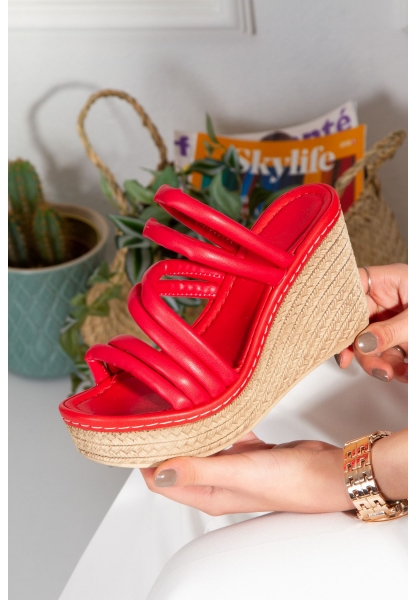 TENRO FILLED HEELED SLIPPER LZT5009 RED